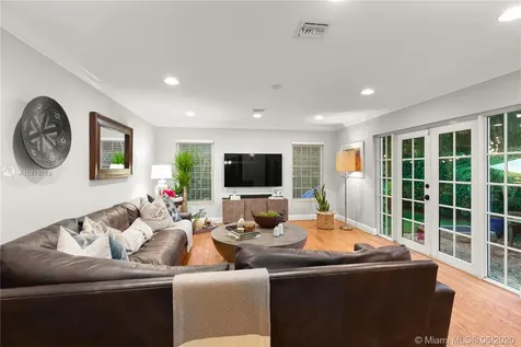 1424 Cordova Street Coral Gables FL 33134
