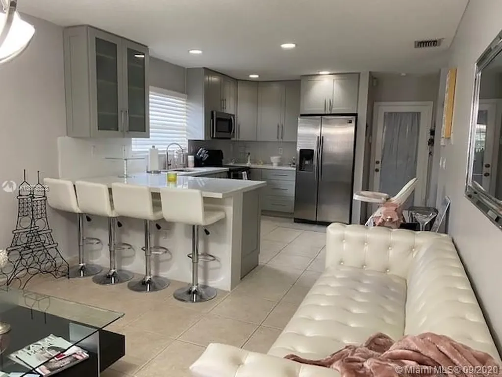 15404 SW 172nd Terrace Miami FL 33187