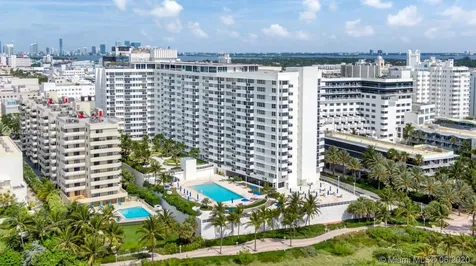 100 Lincoln Road Miami Beach FL 33139