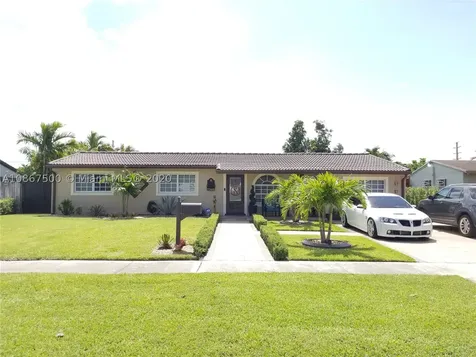 7360 W 14th Court Hialeah FL 33014