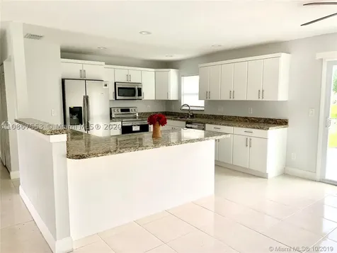 473 SE Starfish Avenue Port St. Lucie FL 34983