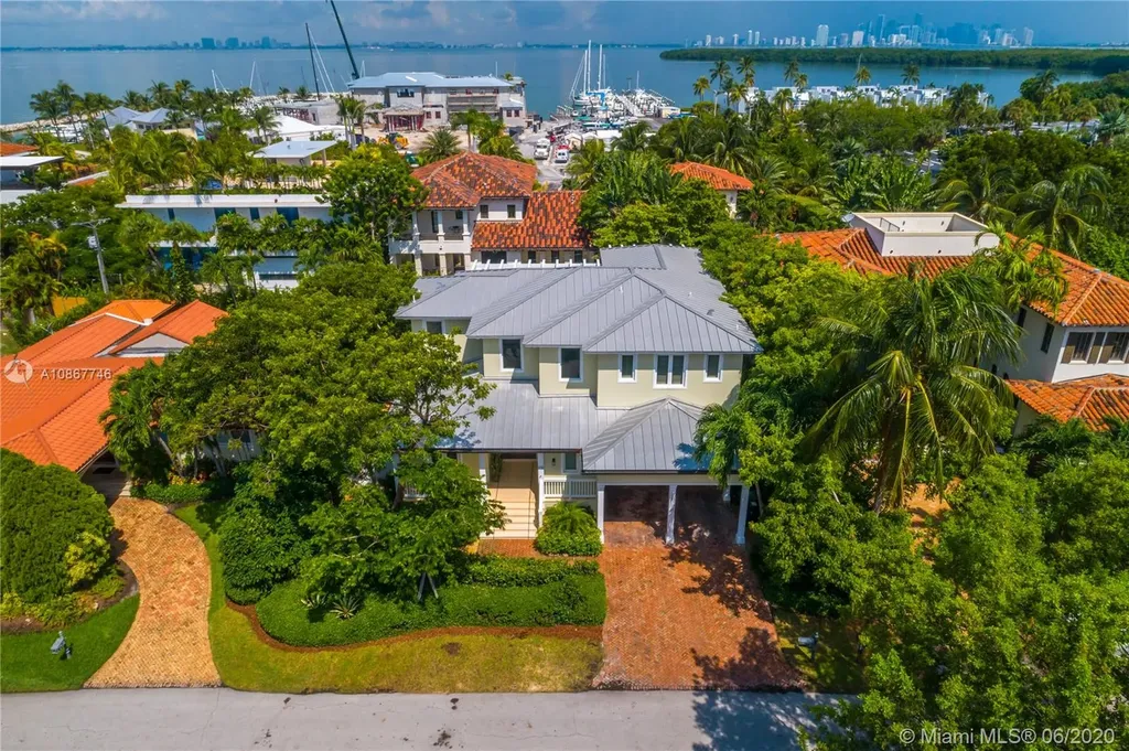 215 Buttonwood Drive Key Biscayne FL 33149