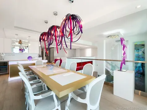 125 Ocean Drive Miami Beach FL 33139