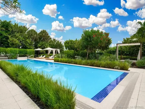 125 Ocean Drive Miami Beach FL 33139