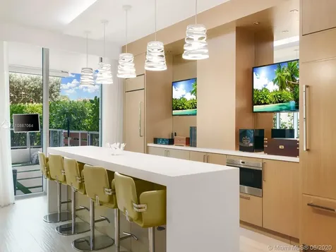 125 Ocean Drive Miami Beach FL 33139