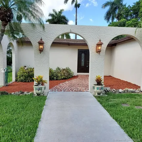 380 NE 117th Street Miami FL 33161
