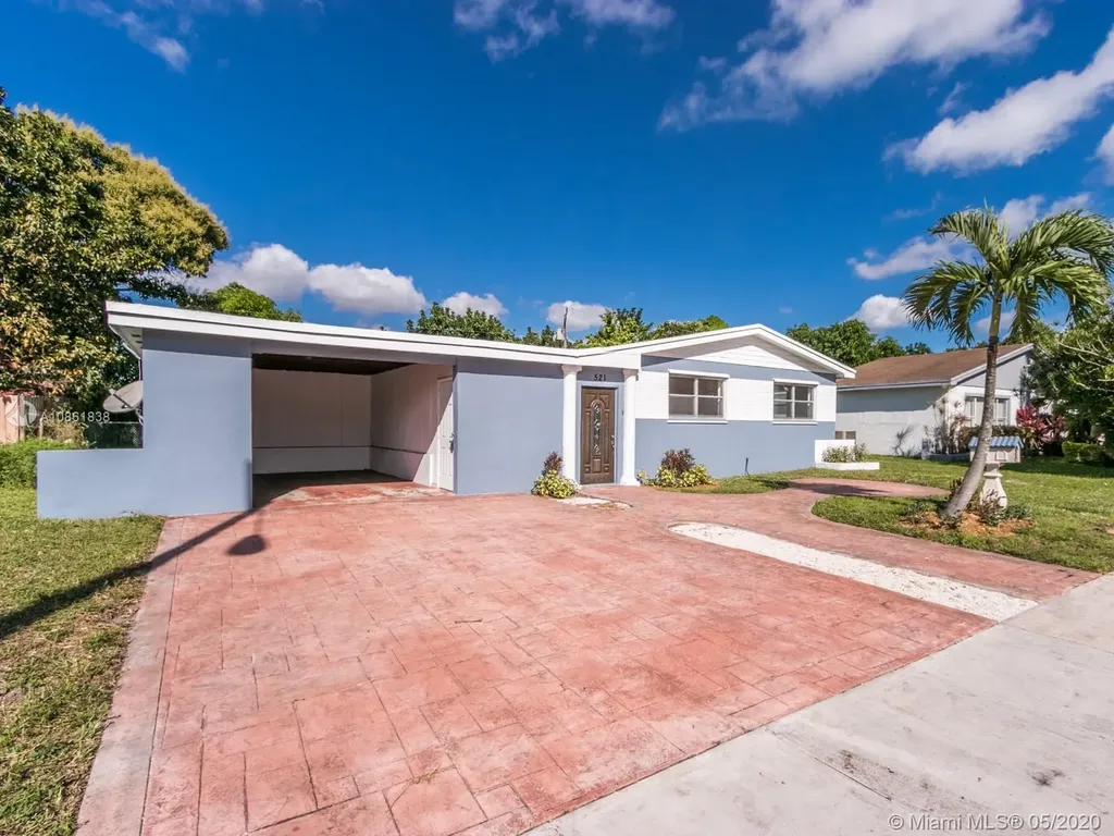 521 NE 177th Street North Miami Beach FL 33162