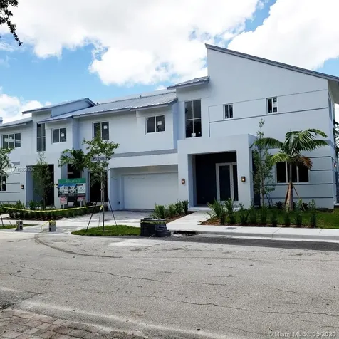 1122 NE 14th Avenue Fort Lauderdale FL 33304