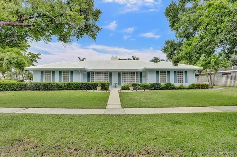 7381 NW 9th Street Plantation FL 33317