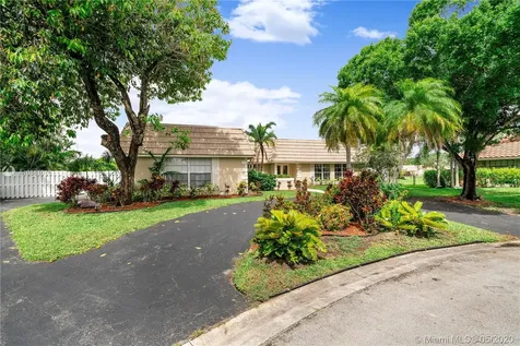10488 NW 3rd Place Coral Springs FL 33071