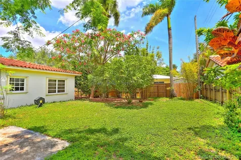 5870 SW 50 Street Miami FL 33155