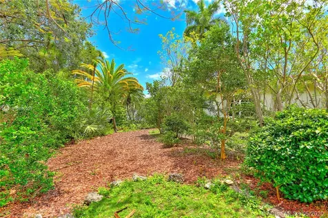 5870 SW 50 Street Miami FL 33155