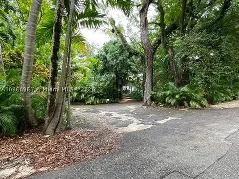 2931 Emathla Street Miami FL 33133