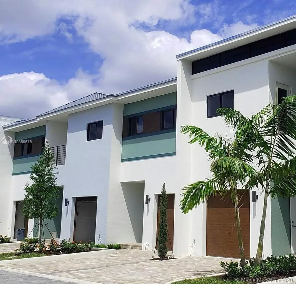 4501 NW 8th Place Plantation FL 33317