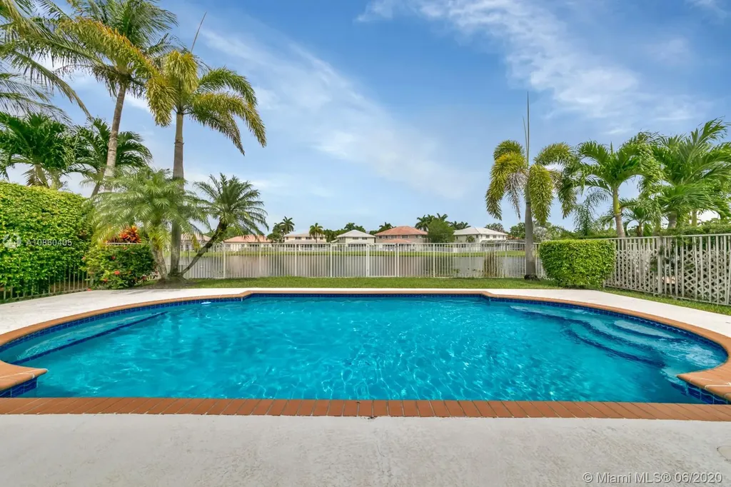 3730 Falcon Ridge Circle Weston FL 33331