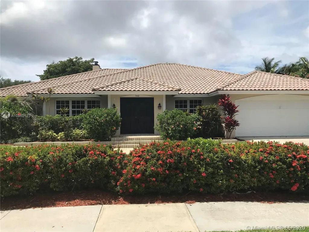 702 SW 33rd Place Boynton Beach FL 33435