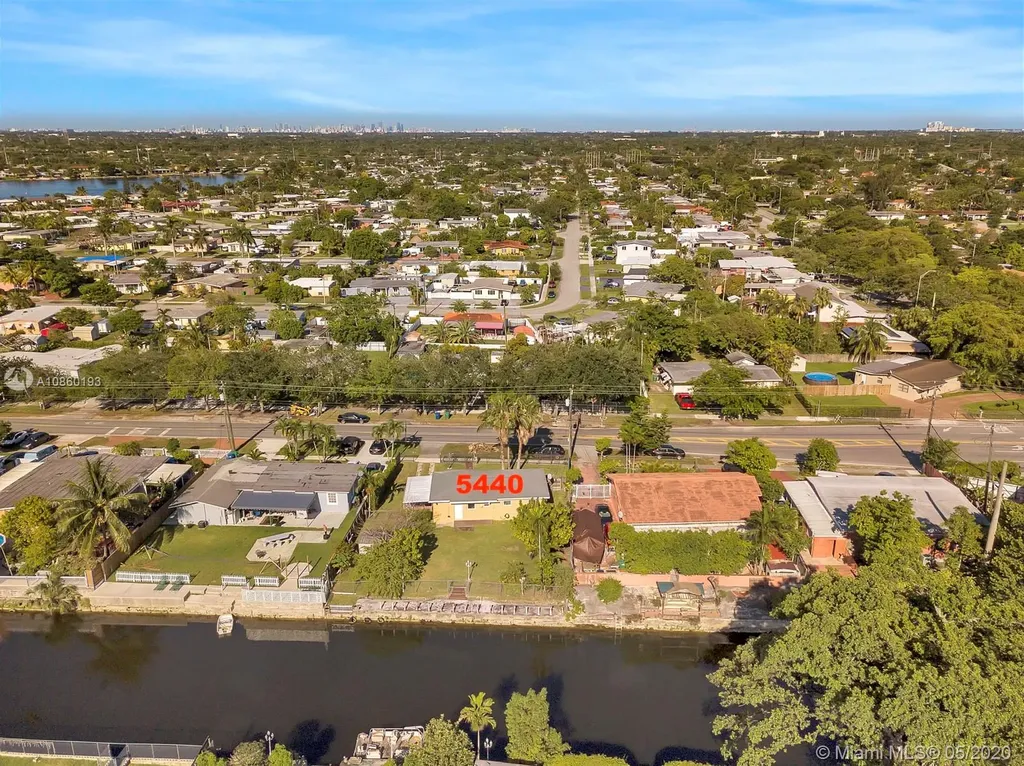 5440 SW 112th Avenue Miami FL 33165