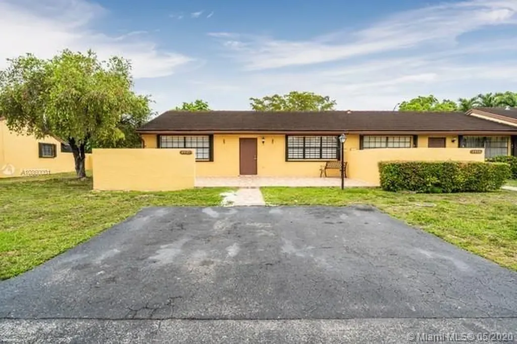8421 SW 147th Court Miami FL 33193