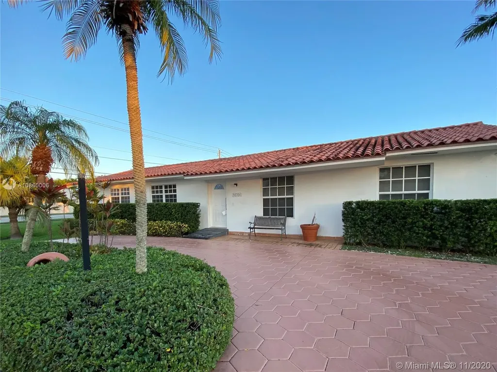 10700 SW 66th Terrace Miami FL 33173