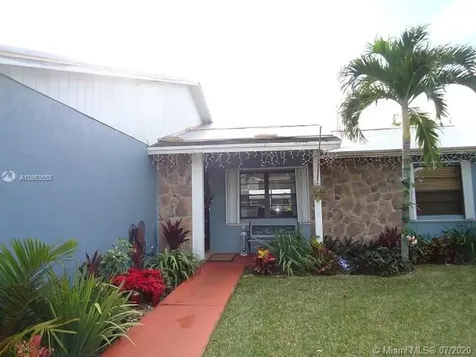 1254 N Fieldlark Lane Homestead FL 33035