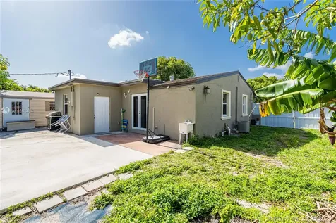 775 Sultan Avenue Opa-Locka FL 33054