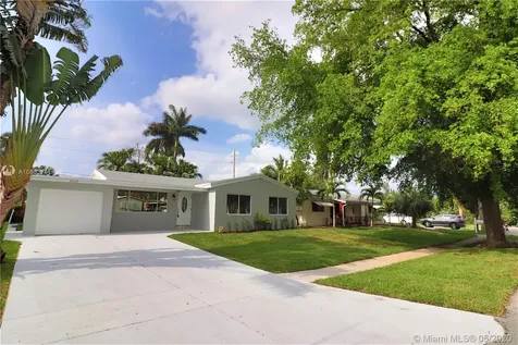 3039 Garfield Street Hollywood FL 33021