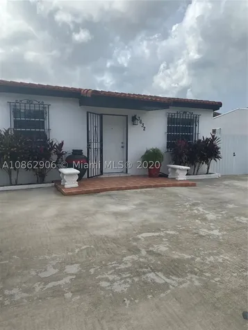 3632 SW 87th Court Miami FL 33165