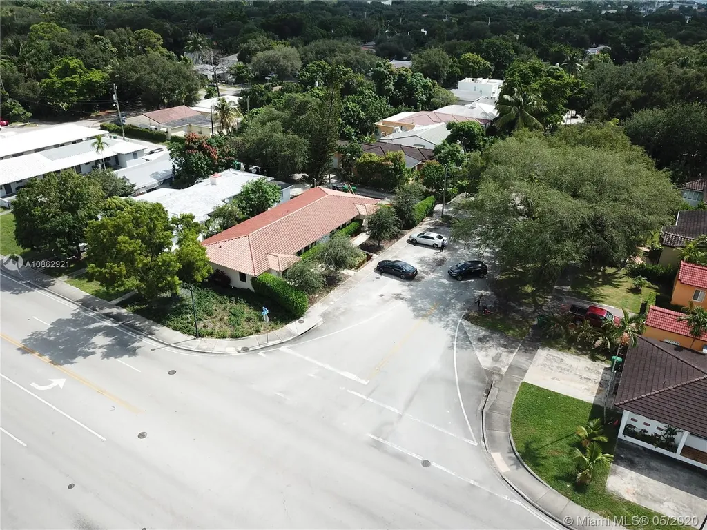 211 NE 89th Street El Portal FL 33138
