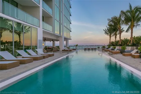 2900 NE 7th Avenue Miami FL 33137
