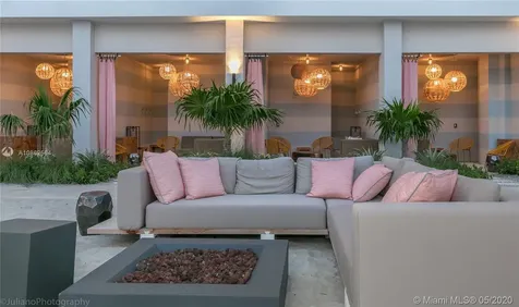 2900 NE 7th Avenue Miami FL 33137
