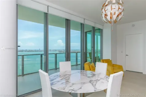 2900 NE 7th Avenue Miami FL 33137