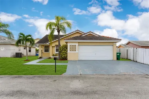 20806 SW 85th Court Cutler Bay FL 33189