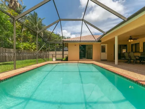 1625 Newport Lane Weston FL 33326