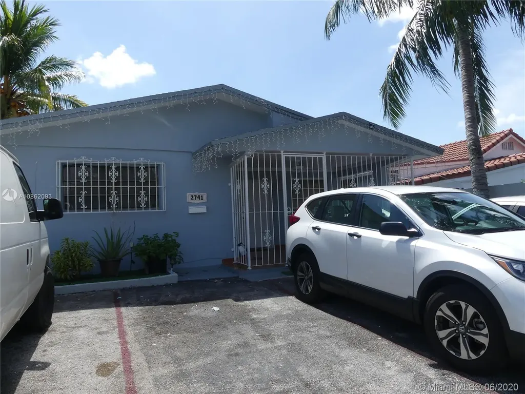 2741 SW 67th Avenue Miami FL 33155
