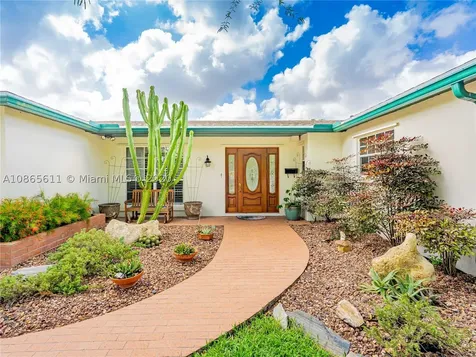 9721 Kendale Boulevard Miami FL 33176