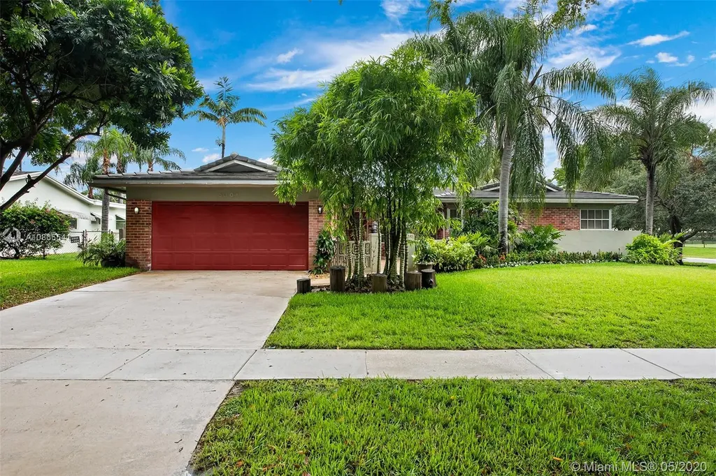 5301 Taylor Street Hollywood FL 33021