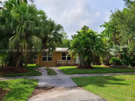 9775 Cutler Ridge Drive Cutler Bay FL 33157