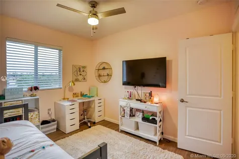 2132 NW 15th Terrace Homestead FL 33030