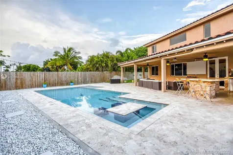 2132 NW 15th Terrace Homestead FL 33030