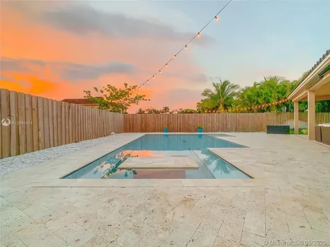2132 NW 15th Terrace Homestead FL 33030