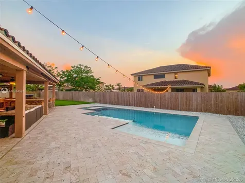 2132 NW 15th Terrace Homestead FL 33030