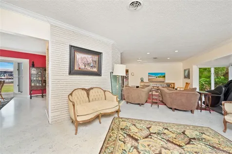 1201 Seminole Drive Fort Lauderdale FL 33304