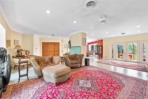 1201 Seminole Drive Fort Lauderdale FL 33304