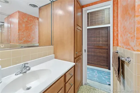 1201 Seminole Drive Fort Lauderdale FL 33304