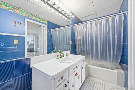 1201 Seminole Drive Fort Lauderdale FL 33304