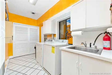 1201 Seminole Drive Fort Lauderdale FL 33304