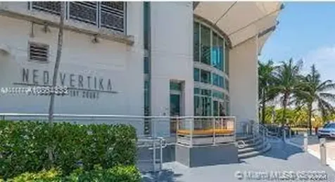 690 SW 1st Court Miami FL 33130