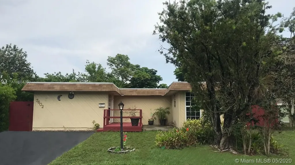 7802 NW 70th Terrace Tamarac FL 33321