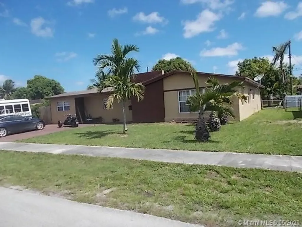 2025 NW 192nd Terrace Miami Gardens FL 33056
