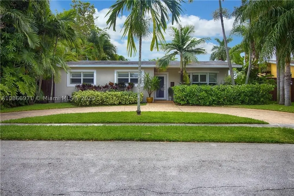 1504 Scott Street Hollywood FL 33020
